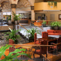 Explorando restaurantes italianos cerca de El Palmar Center