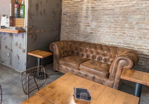 Explore restaurantes a menos de 15 millas del centro de Valencia